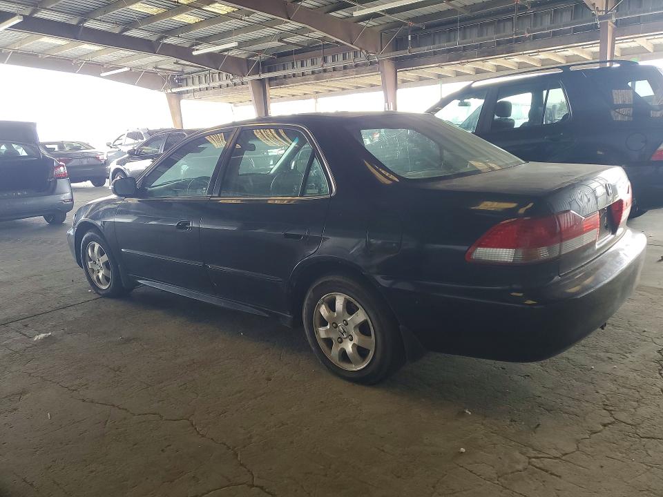 2002 Honda Accord VIN JHMCG66022C023685 COPART salvage auction — MINOR DENT/SCRATCHES, Ca - Dis/Dlr/Exp Only Clean Title, sold $125 on 2026-07-16 (photo 2)