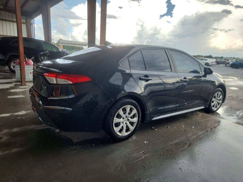 2021 Toyota Corolla VIN JTDEPMAE5MJ125563 COPART salvage auction — SIDE, Fl - Cert Of Title Slvg Rebuildable, sold $3,600 on 2026-07-10 (photo 3)