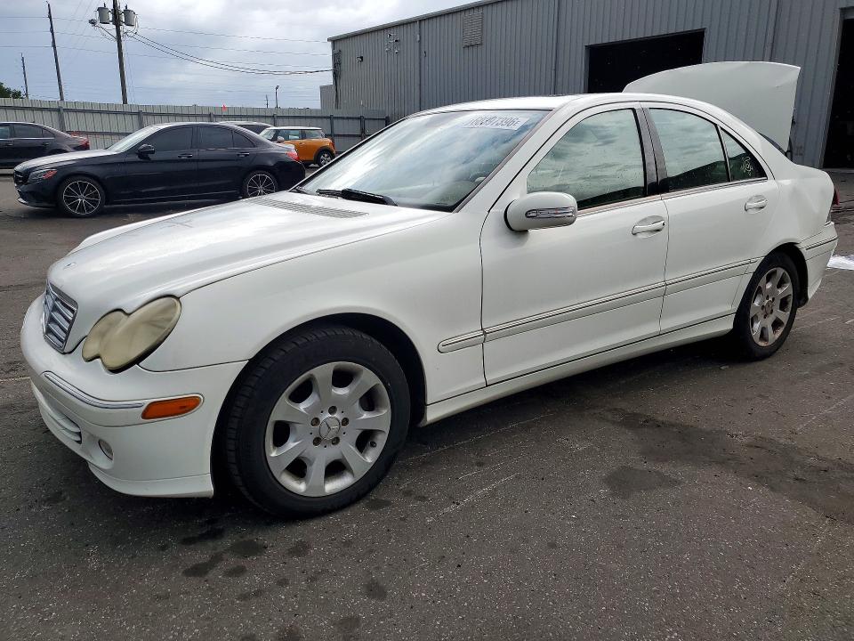 2006 Mercedes-benz C-klasse VIN WDBRF56HX6F740479 COPART salvage auction — REAR END, Fl - Cert Of Title Slvg Rebuildable, sold $275 on 2026-08-05 (photo 1)