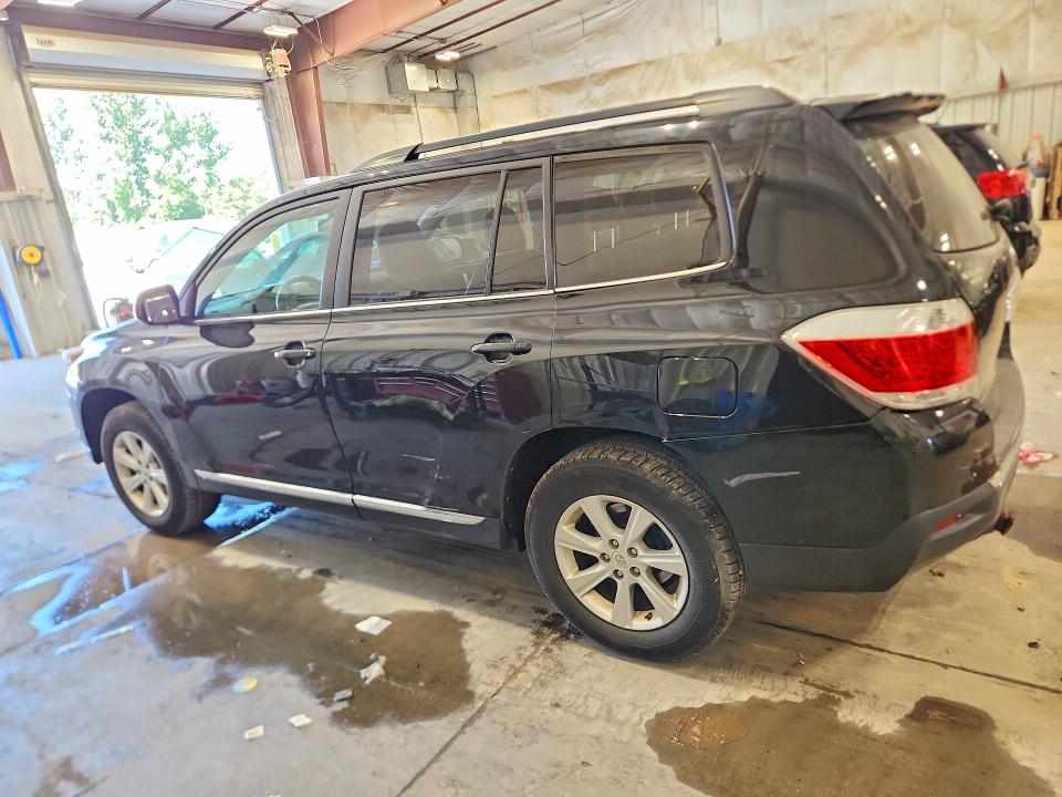 2011 Toyota Highlander VIN 5TDBK3EH9BS088159 COPART salvage auction — SIDE, Wi - Certificate Of Title, sold $1,300 on 2026-07-29 (photo 2)