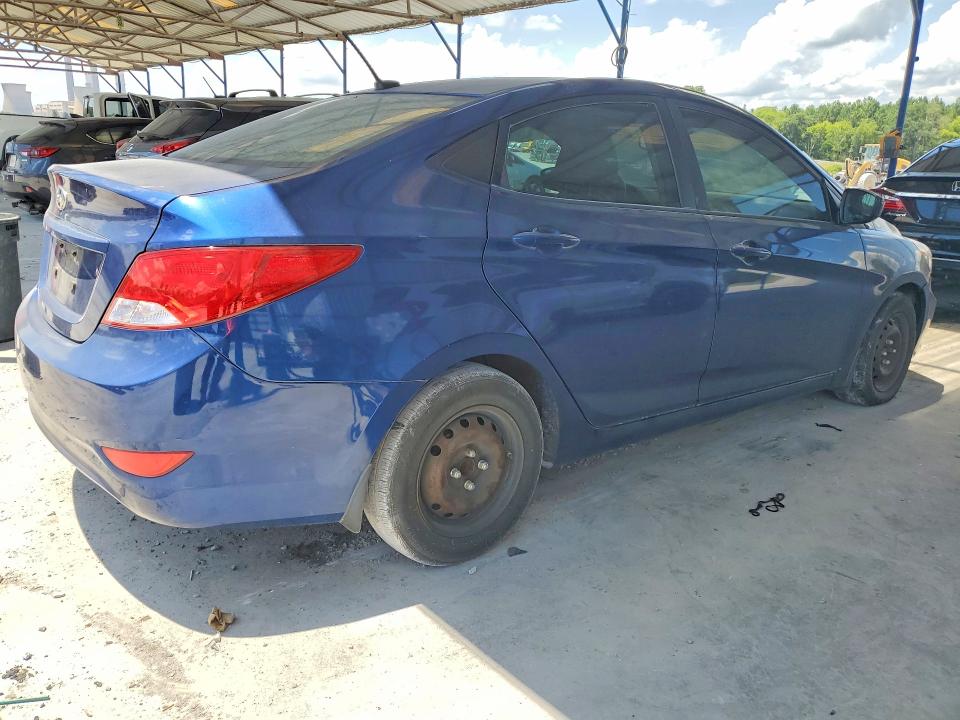 2016 Hyundai Accent VIN KMHCT4AE4GU065437 COPART salvage auction — MINOR DENT/SCRATCHES, Ct - Clean Title, sold $700 on 2026-07-16 (photo 3)