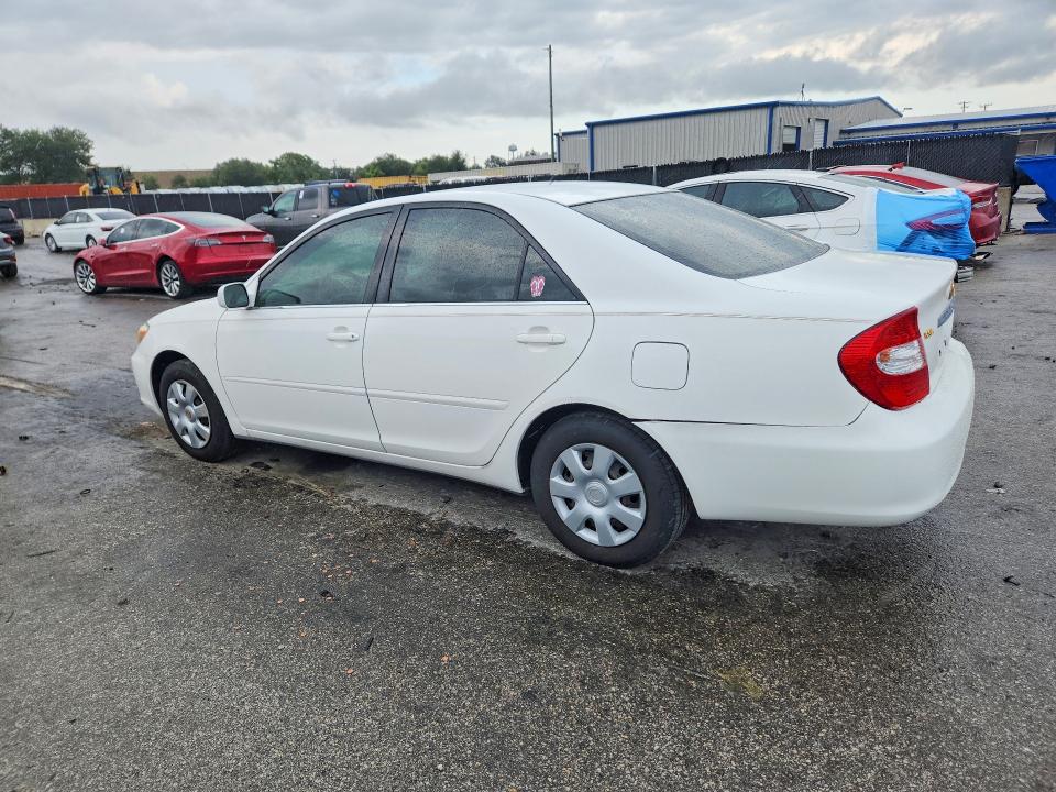 2003 Toyota Camry VIN JTDBE32K930229016 COPART salvage auction — MINOR DENT/SCRATCHES, FL - CERT OF TITLE SLVG REBUILDABLE, sold $425 on 2026-07-23 (photo 2)