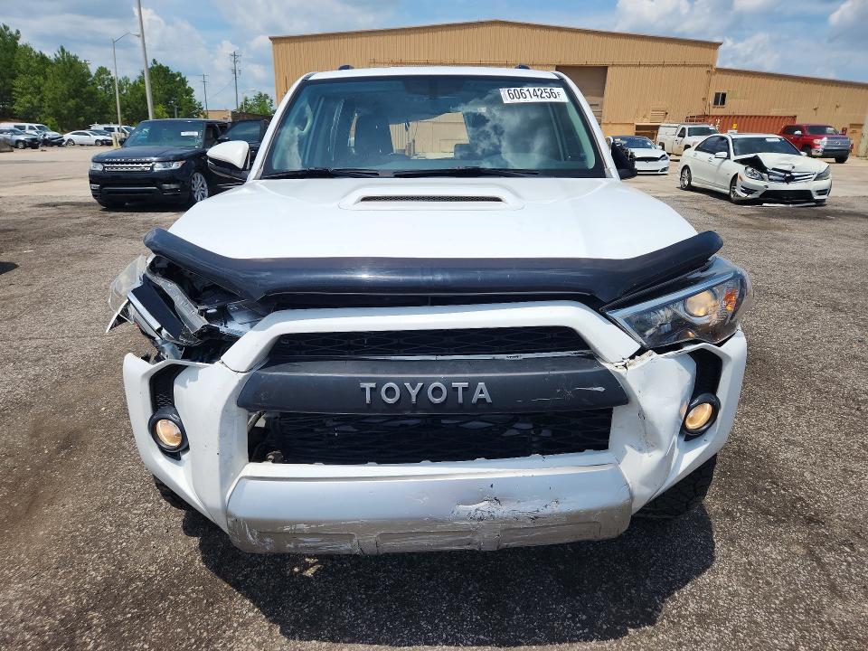 2017 Toyota 4runner VIN JTEBU5JR5H5445027 COPART salvage auction — REAR END, Salvage Title, sold $2,900 on 2026-07-24 (photo 5)