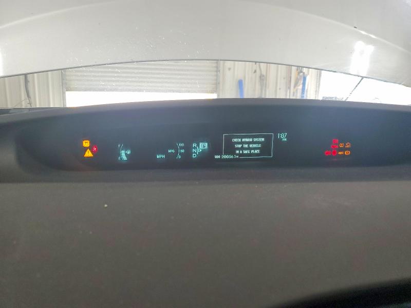 2014 Toyota Prius VIN JTDKN3DU0E1817446 COPART salvage auction — NORMAL WEAR, NY - CERTIFICATE OF TITLE, sold $2,100 on 2026-07-20 (photo 9)