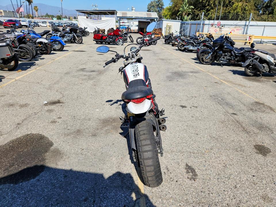2019 Ducati Scrambler VIN ML0KAFPM3KT001503 COPART salvage auction — VANDALISM, Ca - Salvage Certificate, sold $1,500 on 2026-09-10 (photo 4)