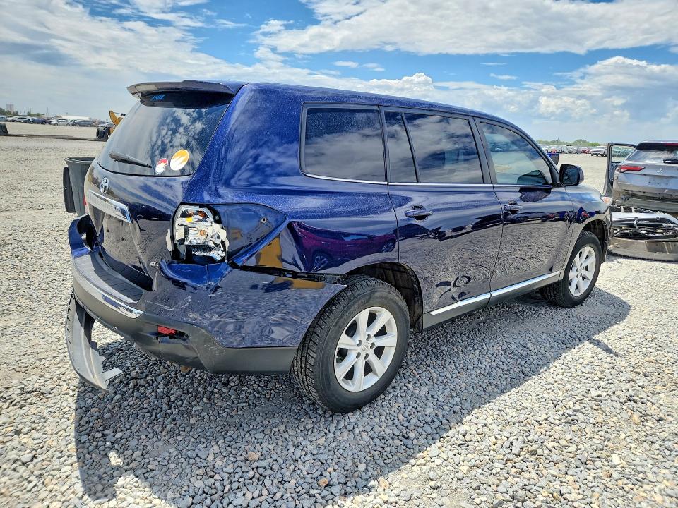 2012 Toyota Highlander VIN 5TDBK3EH7CS145721 COPART salvage auction — REAR END, Co - Public - Salvage Title, sold $2,750 on 2026-07-28 (photo 3)