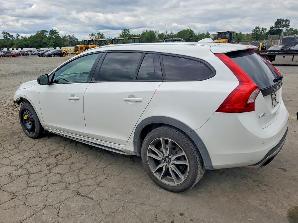 2015 Volvo V60 VIN YV4612HM5F1000893 COPART salvage auction — FRONT END, Pa - Certificate Of Salvage, sold $675 on 2026-08-04 (photo 2)