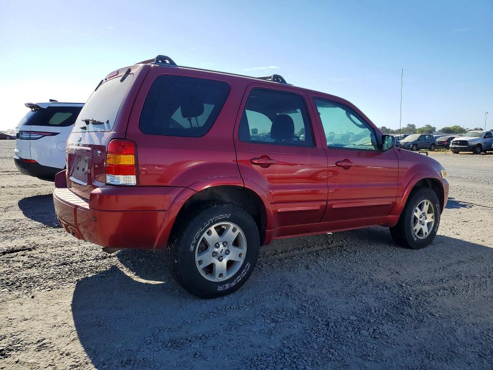 2005 Ford Escape VIN 1FMYU94175KD29445 COPART salvage auction — FRONT END, Ca - Dis/Dlr/Exp Only Clean Title, sold $175 on 2026-07-30 (photo 3)