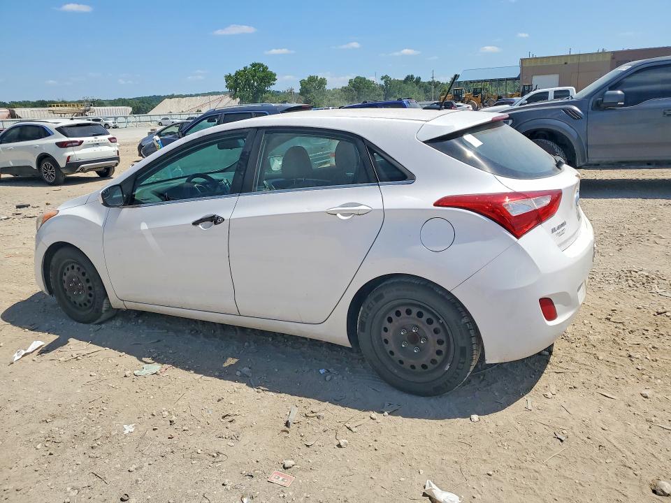 2016 Hyundai VIN KMHD35LH4GU263923 COPART salvage auction — NORMAL WEAR, Ks - Dealer Only Clean Title, sold $550 on 2026-07-28 (photo 2)