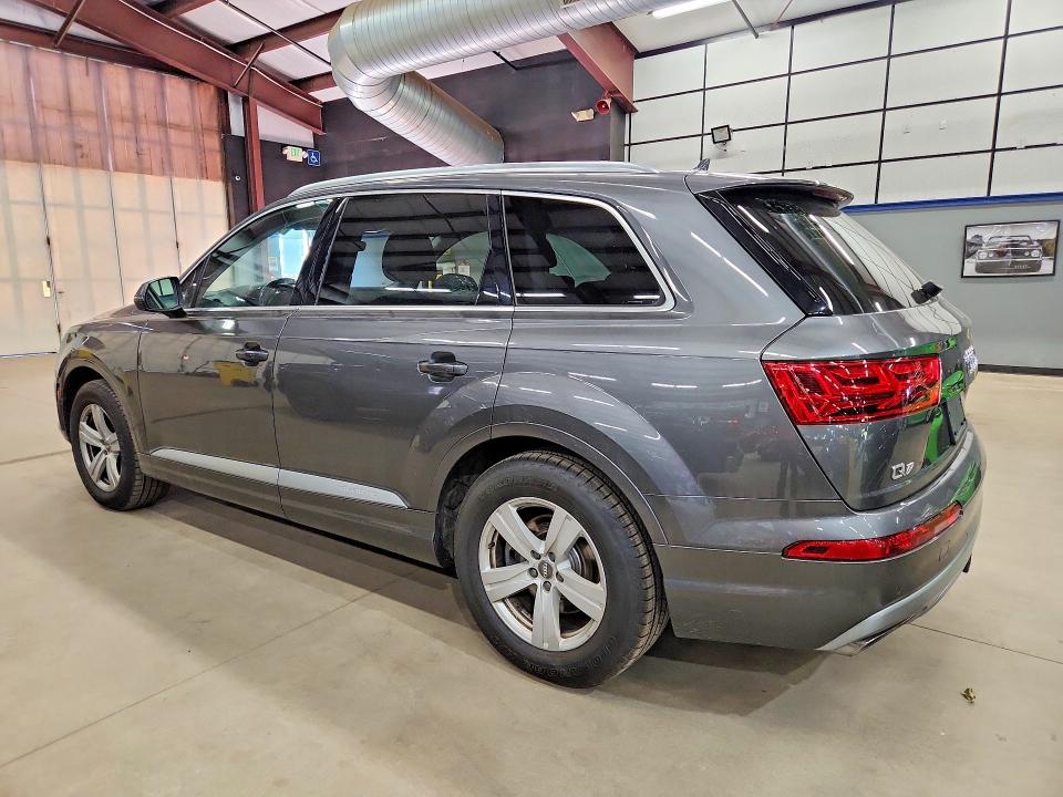 2019 Audi Q7 VIN WA1LHAF70KD019833 COPART salvage auction — MINOR DENT/SCRATCHES, VT - CERTIFICATE OF TITLE (P), sold $6,300 on 2026-07-27 (photo 2)