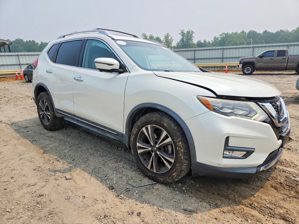 2018 Nissan Rogue VIN JN8AT2MV4JW306540 COPART salvage auction — FRONT END, VA - CERT OF TITLE - SALVAGE, sold $2,650 on 2026-07-31 (photo 4)