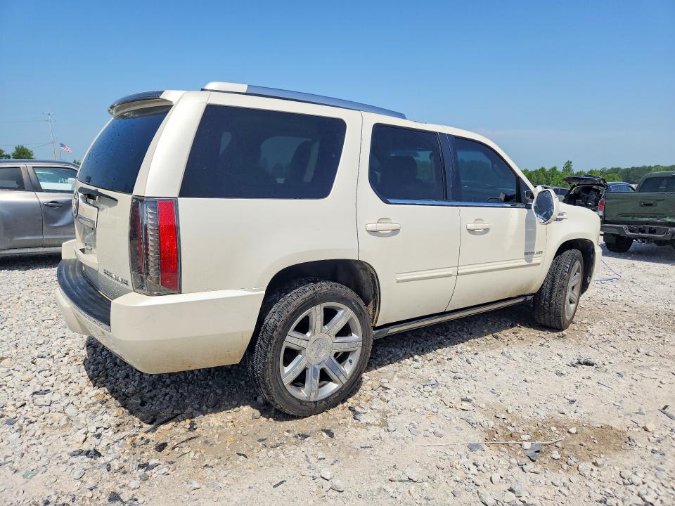 2014 Cadillac Escalade VIN 1GYS4CEF8ER207051 COPART salvage auction — FRONT END, Mi - Certificate Of Title, sold $1,700 on 2026-07-30 (photo 3)