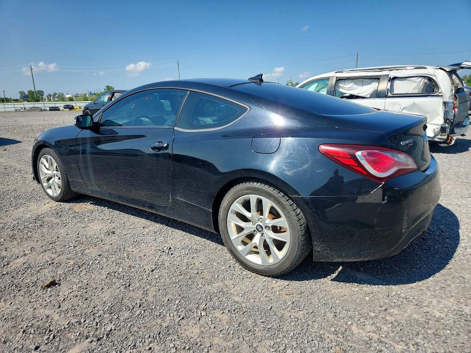 2016 Hyundai Genesis VIN KMHHU6KJ2GU133275 COPART salvage auction — REAR END, ON - PERMIT IRREPAIRABLE, sold $500 on 2026-07-21 (photo 2)