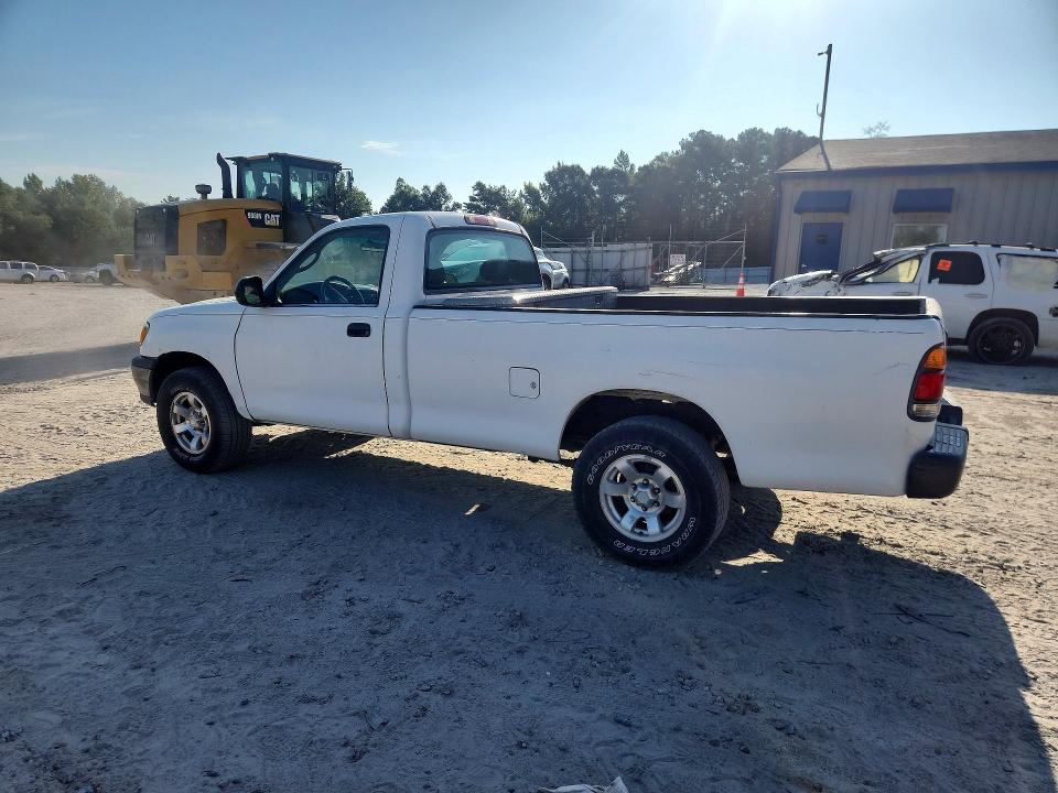2000 Toyota Tundra VIN 5TBJN3216YS069869 COPART salvage auction — FRONT END, FL - CERT OF TITLE SLVG REBUILDABLE, sold $850 on 2026-07-24 (photo 2)