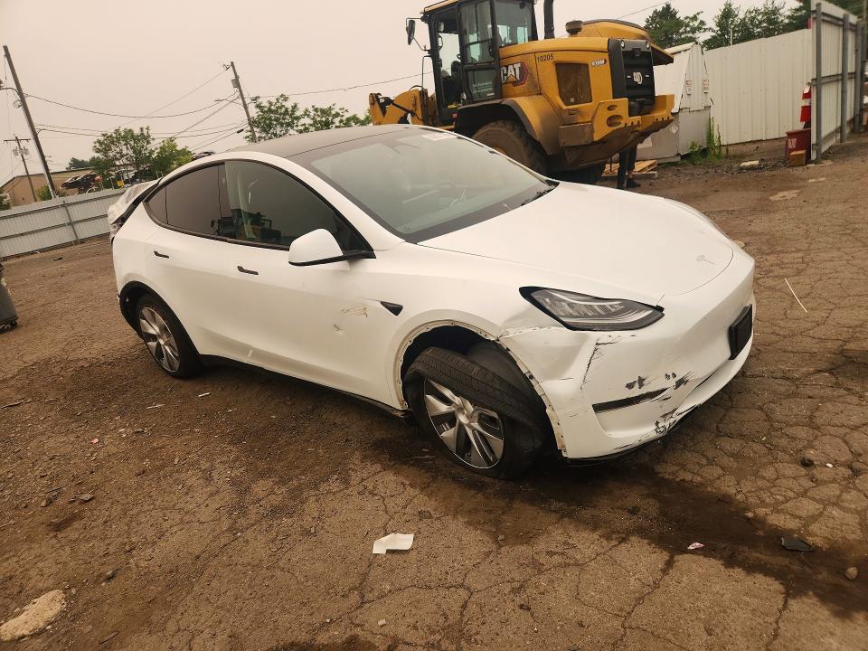 2023 Tesla Model y VIN 7SAYGDEE5PA101668 COPART salvage auction — REAR END, Ct - Cert Of Title-Salvage, sold $2,100 on 2026-07-24 (photo 4)