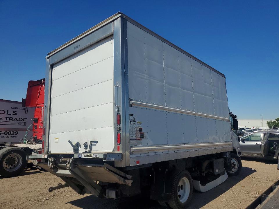 2022 Isuzu Nrr VIN JALE5W16XN7300283 COPART salvage auction — FRONT END, AZ - CERT OF TITLE - SALVAGE, sold $10,200 on 2026-09-02 (photo 3)