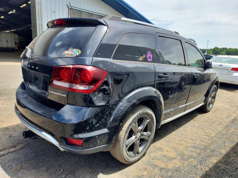 2015 Dodge Journey VIN 3C4PDCGG8FT670074 COPART salvage auction — MINOR DENT/SCRATCHES, FL - CERTIFICATE OF TITLE, sold $1,600 on 2026-08-07 (photo 3)