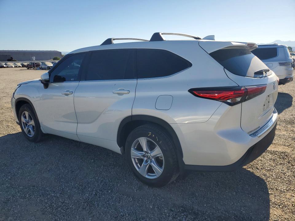 2021 Toyota Highlander VIN 5TDZZRAH2MS532777 COPART salvage auction — FRONT END, Ca - Salvage Certificate, sold $10,300 on 2026-08-21 (photo 2)