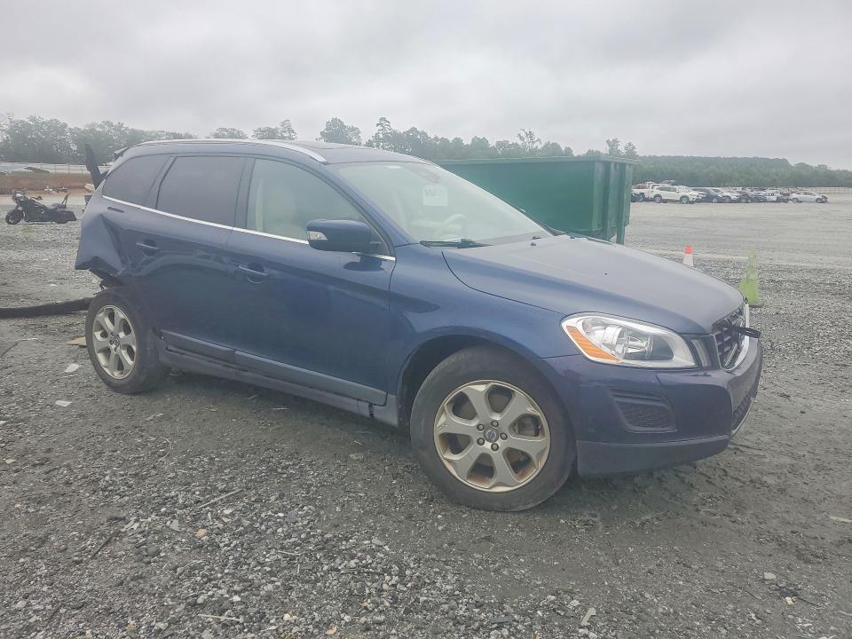 2013 Volvo Xc60 VIN YV4952DLXD2412099 COPART salvage auction — REAR END, Sc - Cert Of Title-Salvage, sold $175 on 2026-08-12 (photo 4)
