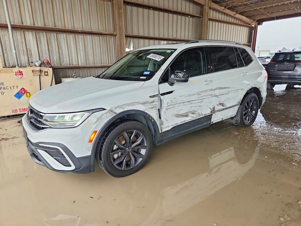 2022 Volkswagen Tiguan VIN 3VV3B7AX0NM065397 — COPART salvage auction photo