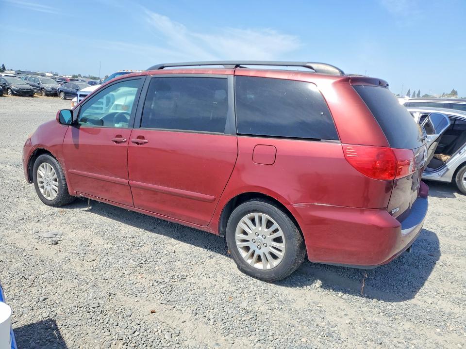 2007 Toyota Sienna VIN 5TDZK22C47S087459 COPART salvage auction — FRONT END, Ca - Dis/Dlr/Exp Only Clean Title, sold $275 on 2026-07-09 (photo 2)