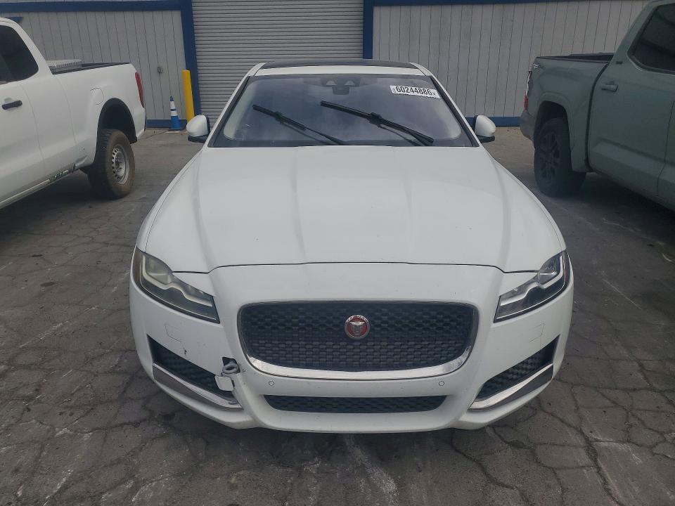 2016 Jaguar Xf VIN SAJBE4BV8GCY13557 COPART salvage auction — MECHANICAL, Nv - Certificate Of Title, sold $850 on 2026-08-03 (photo 5)