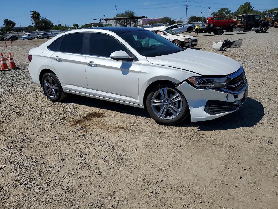 2023 Volkswagen Jetta VIN 3VW7M7BUXPM061999 COPART salvage auction — FRONT END, CA - SALVAGE CERTIFICATE, sold $7,700 on 2026-09-08 (photo 4)