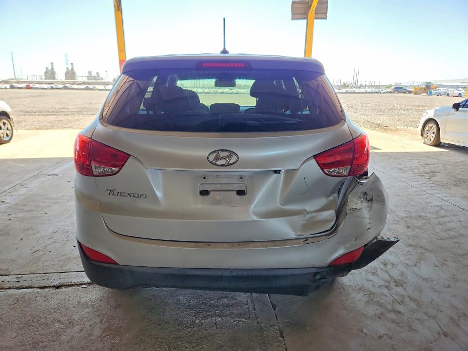 2015 Hyundai Tucson VIN KM8JT3AF3FU991806 COPART salvage auction — REAR END, Az - Cert Of Title - Salvage, sold $3,250 on 2026-07-27 (photo 6)