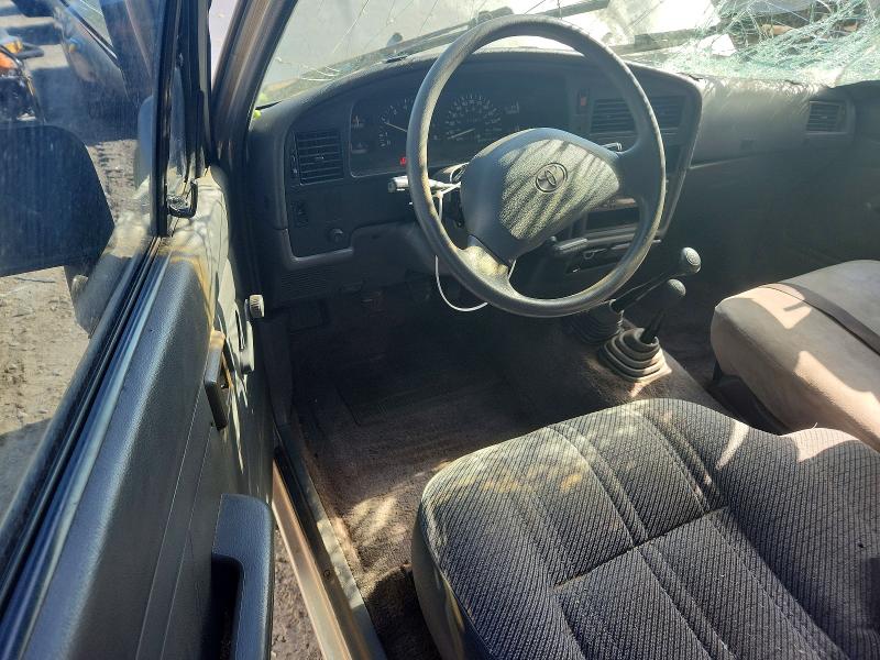 1992 Toyota Pickup VIN JT4RN13P3N6037376 COPART salvage auction — ROOF, FL - CERT OF TITLE SLVG REBUILDABLE, sold $6,000 on 2026-07-31 (photo 8)