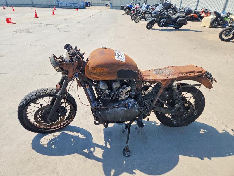 2016 Triumph motorcycle Scrambler VIN SMT925RN0GT730093 COPART salvage auction — BURN, TX - NONREPAIRABLE TITLE, sold $25 on 2026-09-03 (photo 3)