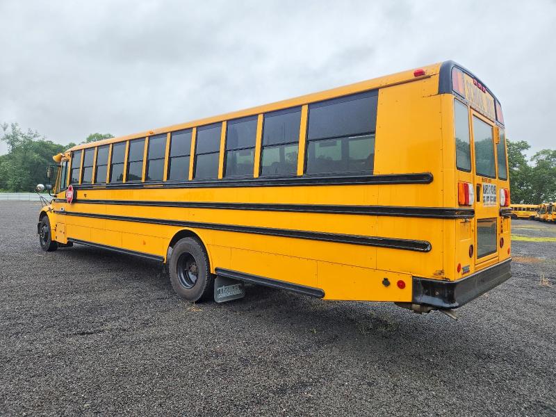 2013 Freightliner VIN 4UZABRDT3DCFA7903 COPART salvage auction — MINOR DENT/SCRATCHES, RI - CERTIFICATE OF TITLE, sold $2,500 on 2026-09-11 (photo 3)