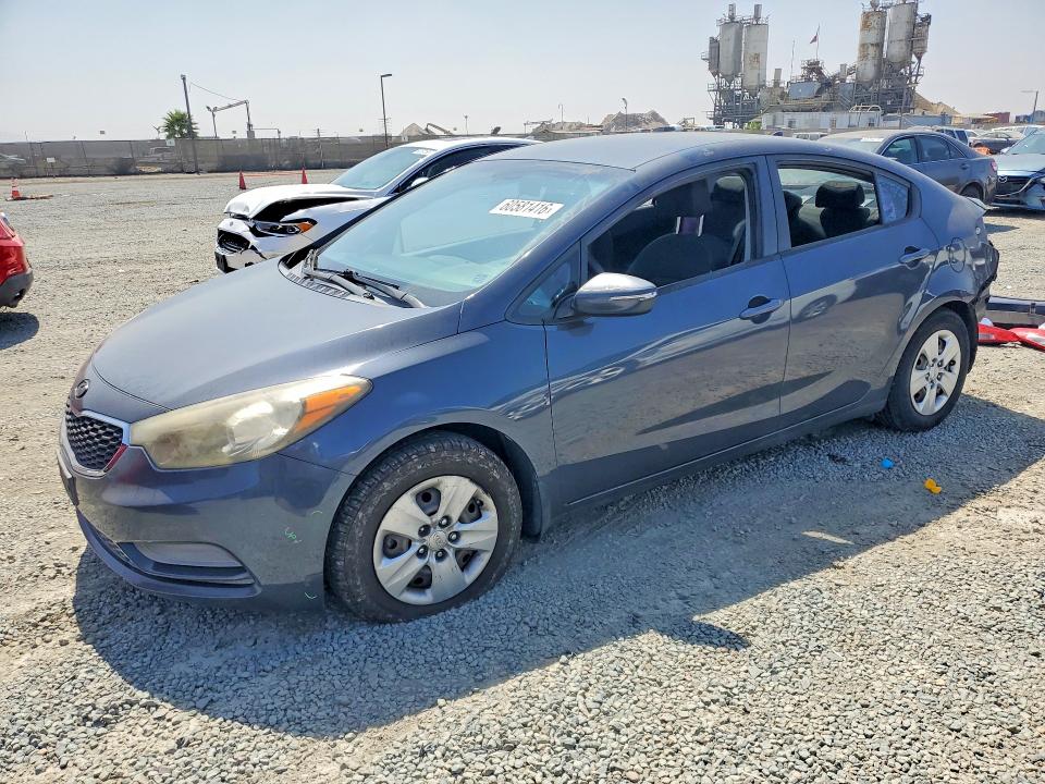 2015 Kia Forte VIN KNAFX4A63F5394568 COPART salvage auction — REAR END, Ca - Salvage Certificate, sold $1,200 on 2026-07-21 (photo 1)