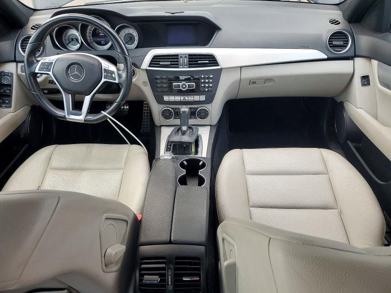 2014 Mercedes-benz C-klasse VIN WDDGF8AB9ER318901 COPART salvage auction — MECHANICAL, Or - Certificate Of Title, sold $550 on 2026-07-29 (photo 8)