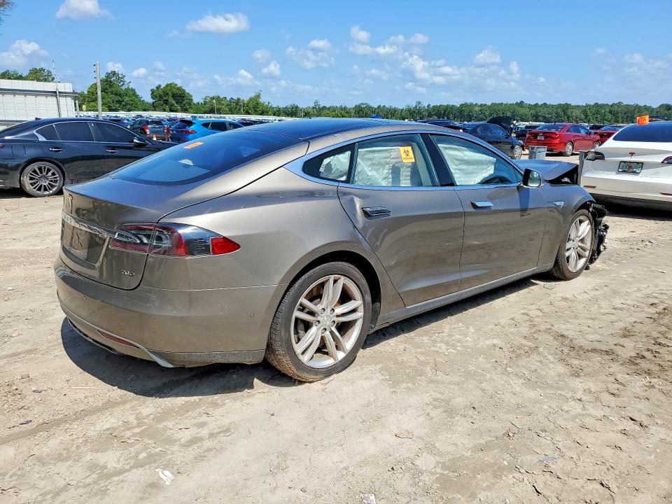 2023 Tesla VIN 5YJSA1S23FF092306 COPART salvage auction — FRONT END, Fl - Cert Of Title-Rebuilt, sold $825 on 2026-07-31 (photo 3)