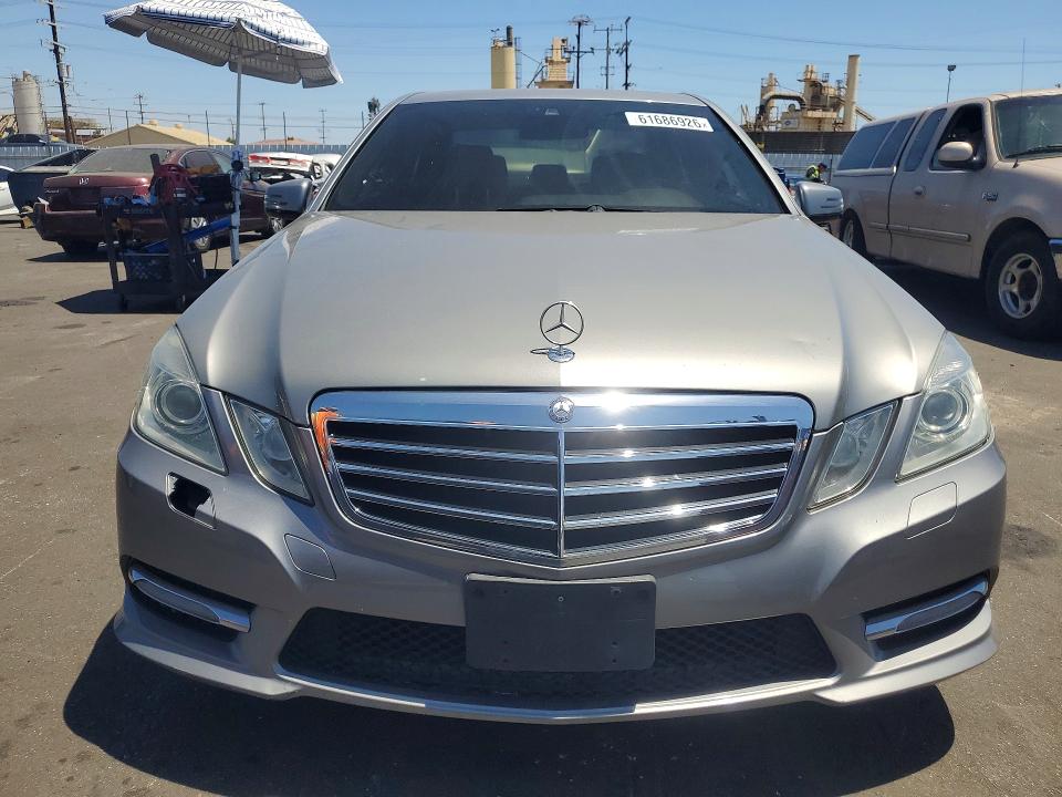 2012 Mercedes-benz E-klasse VIN WDDHF5KBXCA608836 COPART salvage auction — FRONT END, Ca - Cert Of Title-Salvaged, sold $250 on 2026-07-22 (photo 5)