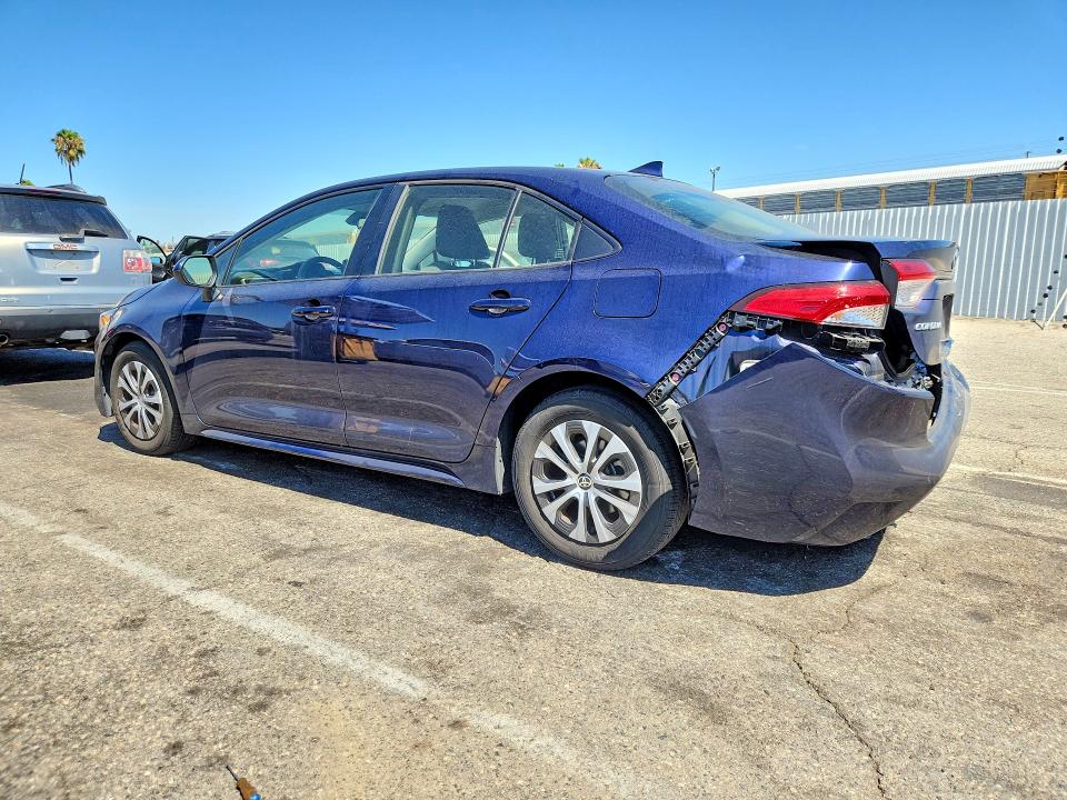 2022 Toyota Corolla VIN JTDEAMDE2NJ041523 COPART salvage auction — REAR END, CA - SALVAGE CERTIFICATE, sold $60 on 2026-07-21 (photo 2)