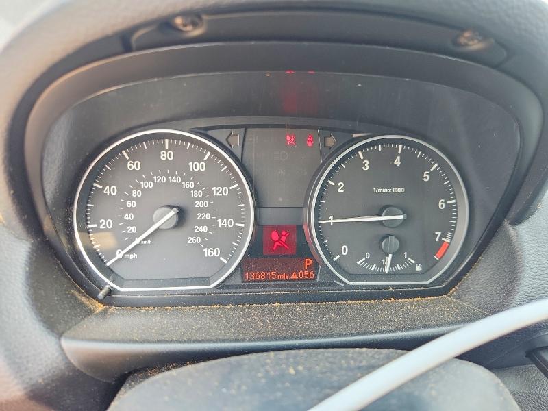 2010 BMW 1 series VIN WBAUP7C55AVK77564 COPART salvage auction — MINOR DENT/SCRATCHES, Tx - Certificate Of Title, sold $100 on 2026-08-04 (photo 9)