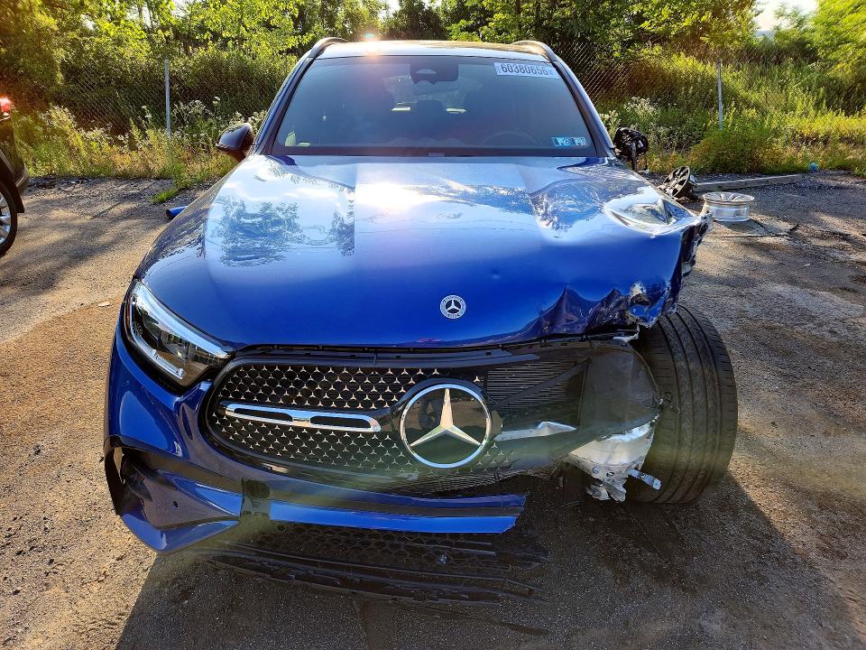 2023 Mercedes-benz Glc VIN W1NKM4HBXPF026499 COPART salvage auction — FRONT END, Nj - Cert Of Title-Salvage, sold $15,800 on 2026-07-30 (photo 5)