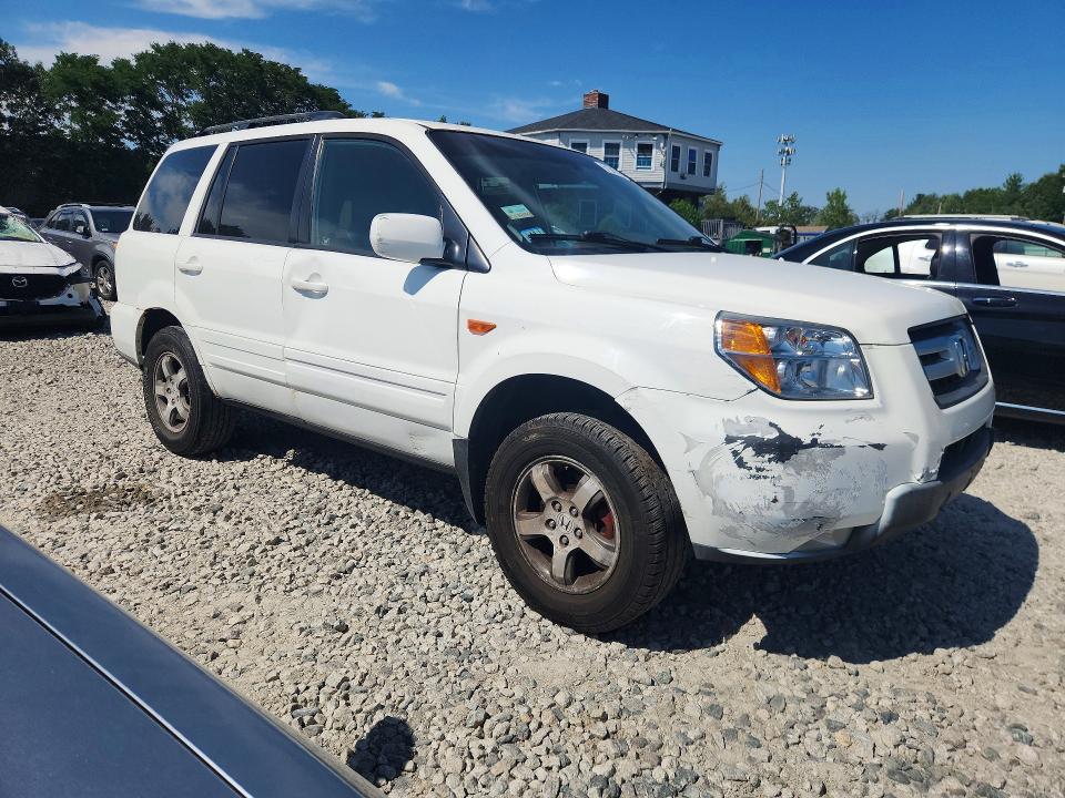 2008 Honda Pilot VIN 5FNYF18528B051682 COPART salvage auction — REAR END, MA - CERT OF TITLE-RECONSTRCTD COLL, sold $375 on 2026-07-24 (photo 4)