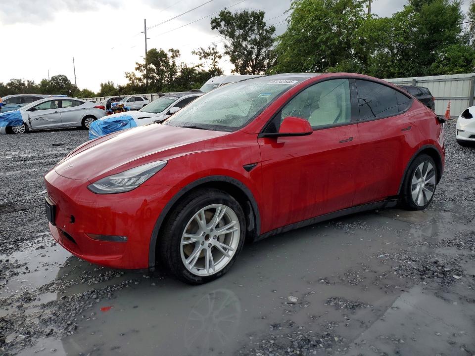 2021 Tesla Model y VIN 5YJYGDEDXMF110532 — COPART salvage auction photo