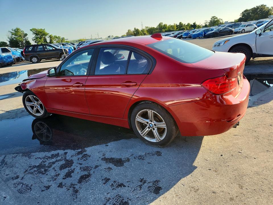 2015 BMW 3er VIN WBA3B3G58FNR87711 COPART salvage auction — FRONT END, FL - CERT OF TITLE SLVG REBUILDABLE, sold $10 on 2026-07-21 (photo 2)