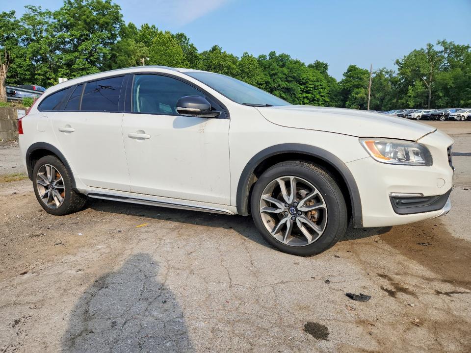 2016 Volvo V60 VIN YV4612HK5G1008606 COPART salvage auction — FRONT END, NJ - CERTIFICATE OF TITLE, sold $350 on 2026-07-21 (photo 4)