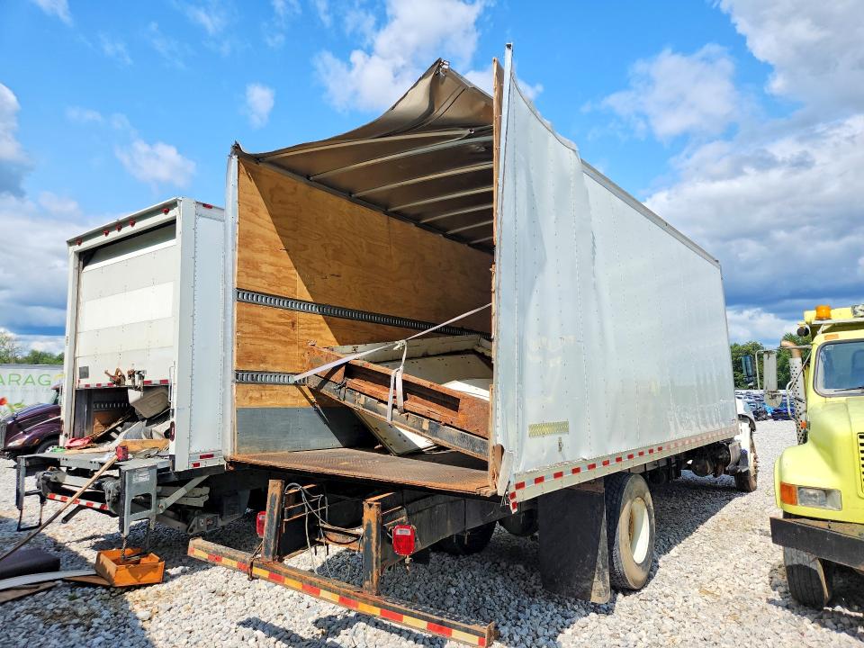 2020 Hino 258/268 VIN 5PVNJ8JV6L4S76434 COPART salvage auction — ALL OVER, OH - CERT OF TITLE-SALVAGE, sold $125 on 2026-07-29 (photo 3)