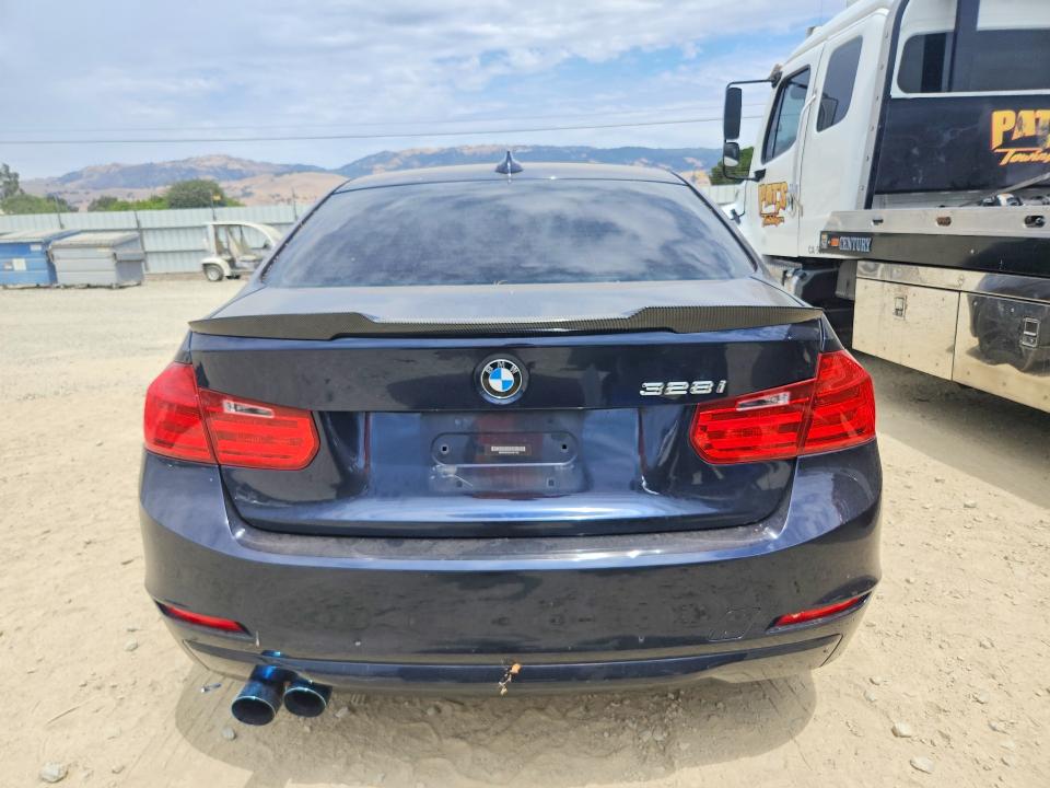 2013 BMW 3er VIN WBA3A5C52DJ461700 COPART salvage auction — SIDE, Ca - Salvage Certificate, sold $1,900 on 2026-08-18 (photo 6)