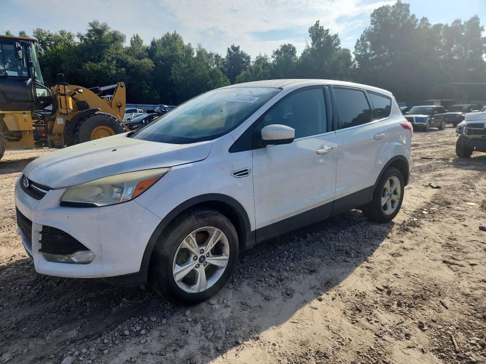 2015 Ford Escape VIN 1FMCU9GX3FUB96991 COPART salvage auction — MINOR DENT/SCRATCHES, Ga - Certificate Of Title, sold $400 on 2026-07-31 (photo 1)