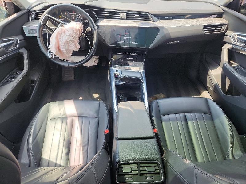 2022 Audi E-tron VIN WA11AAGE3NB009726 COPART salvage auction — FRONT END, Oh - Cert Of Title-Repossession (P), sold $10,000 on 2026-08-05 (photo 8)