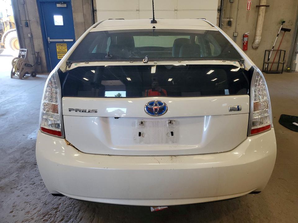 2011 Toyota Prius VIN JTDKN3DU2B0262968 COPART salvage auction — REAR END, Mn - Certificate Of Title, sold $2,004 on 2026-07-16 (photo 6)