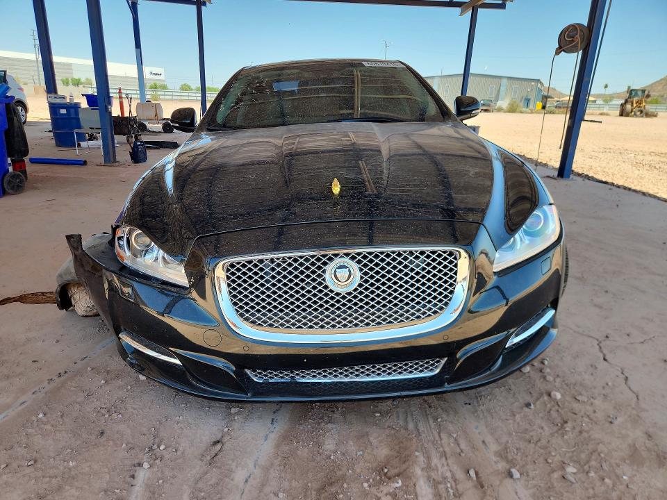 2011 Jaguar Xj series VIN SAJWA1CB1BLV17837 COPART salvage auction — FRONT END, Az - Cert Of Title - Salvage, sold $250 on 2026-07-21 (photo 5)