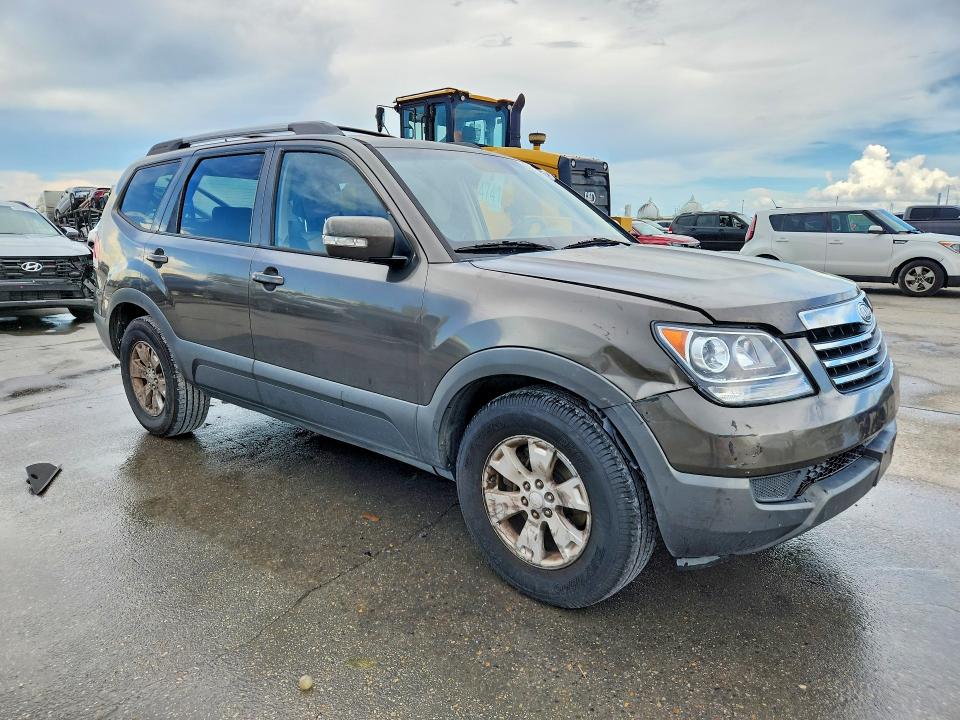 2009 Kia Mohave (borrego) VIN KNDJJ741195021436 COPART salvage auction — WATER/FLOOD, La - Cert Of Title-Salvage Flood, sold $250 on 2026-07-22 (photo 4)