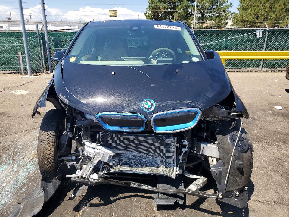 2017 BMW I3 VIN WBY1Z8C35HV894492 COPART salvage auction — FRONT END, CO - DEALER ONLY SALVAGE TITLE, sold $1,000 on 2026-09-07 (photo 5)